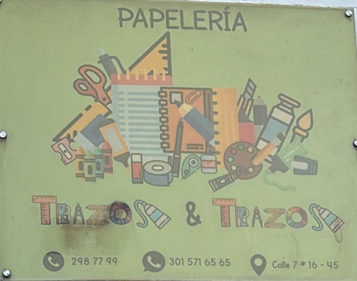 Papelería Trazos y Trazos   